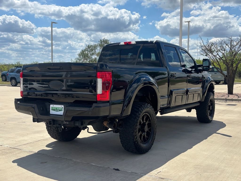 Used 2018 Ford F250 Lariat w/ Lariat Ultimate Package image 4