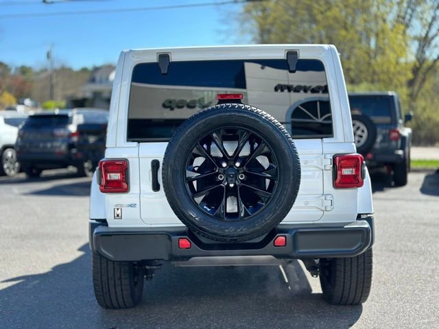 Used 2021 Jeep Wrangler Unlimited Sahara w/ Cold Weather Group image 5