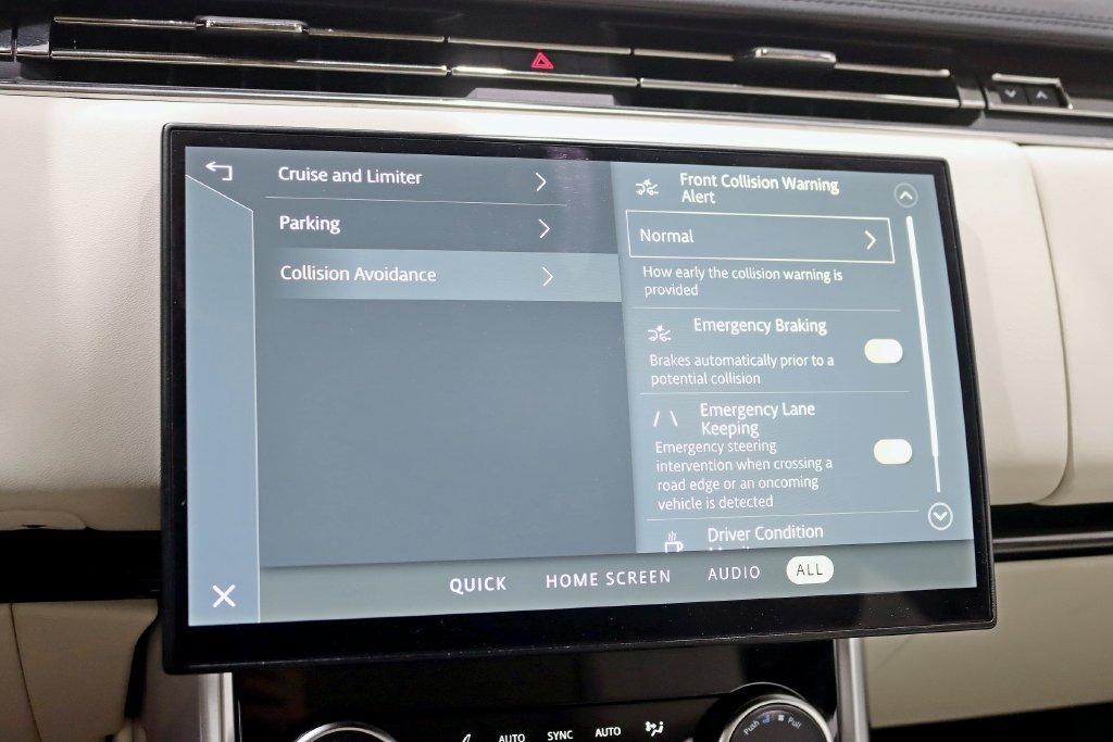 Used 2023 Land Rover Range Rover SE AWD/4WD image 23