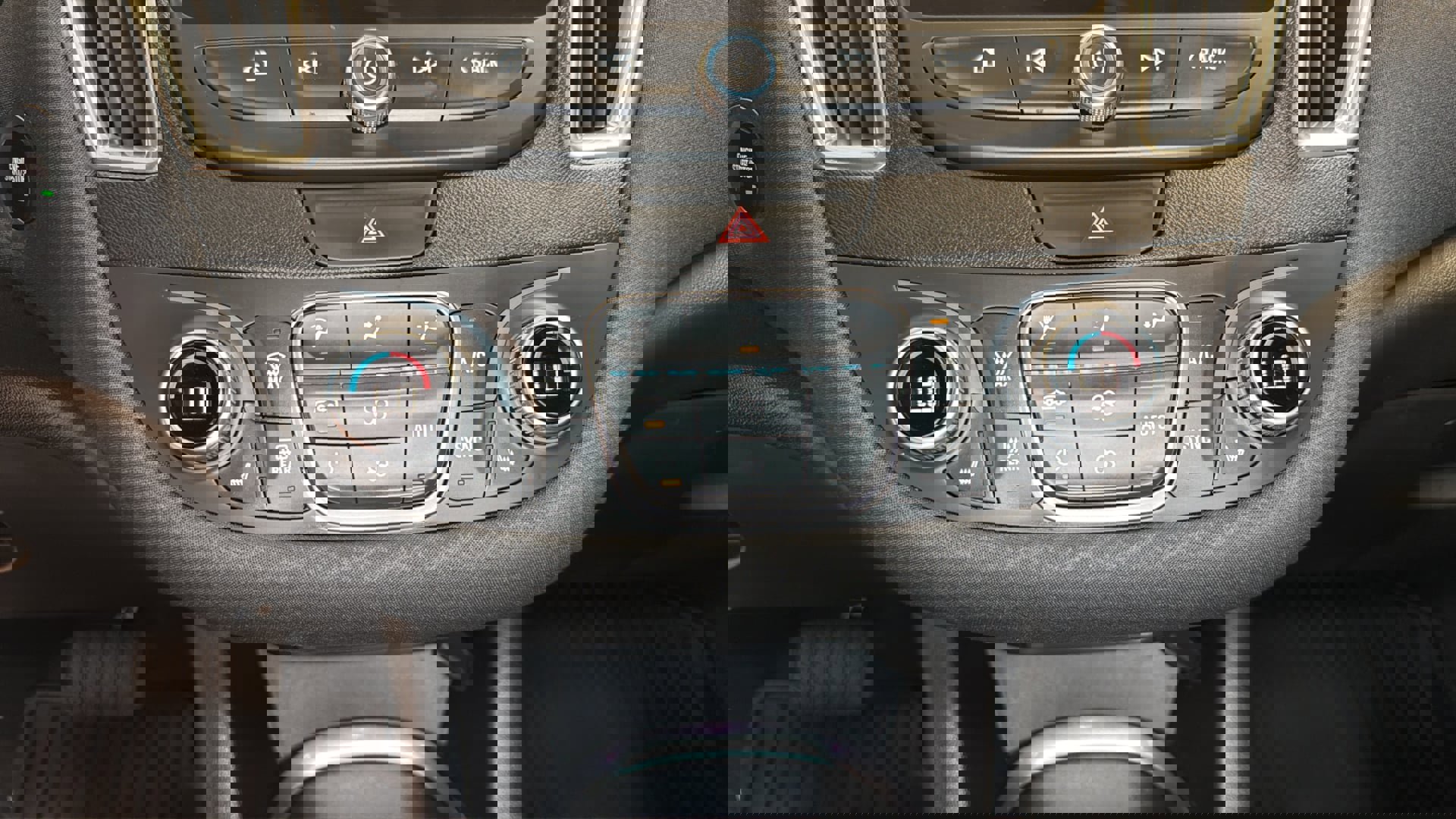 Used 2019 Chevrolet Malibu LT w/ Driver Confidence Package FWD image 28