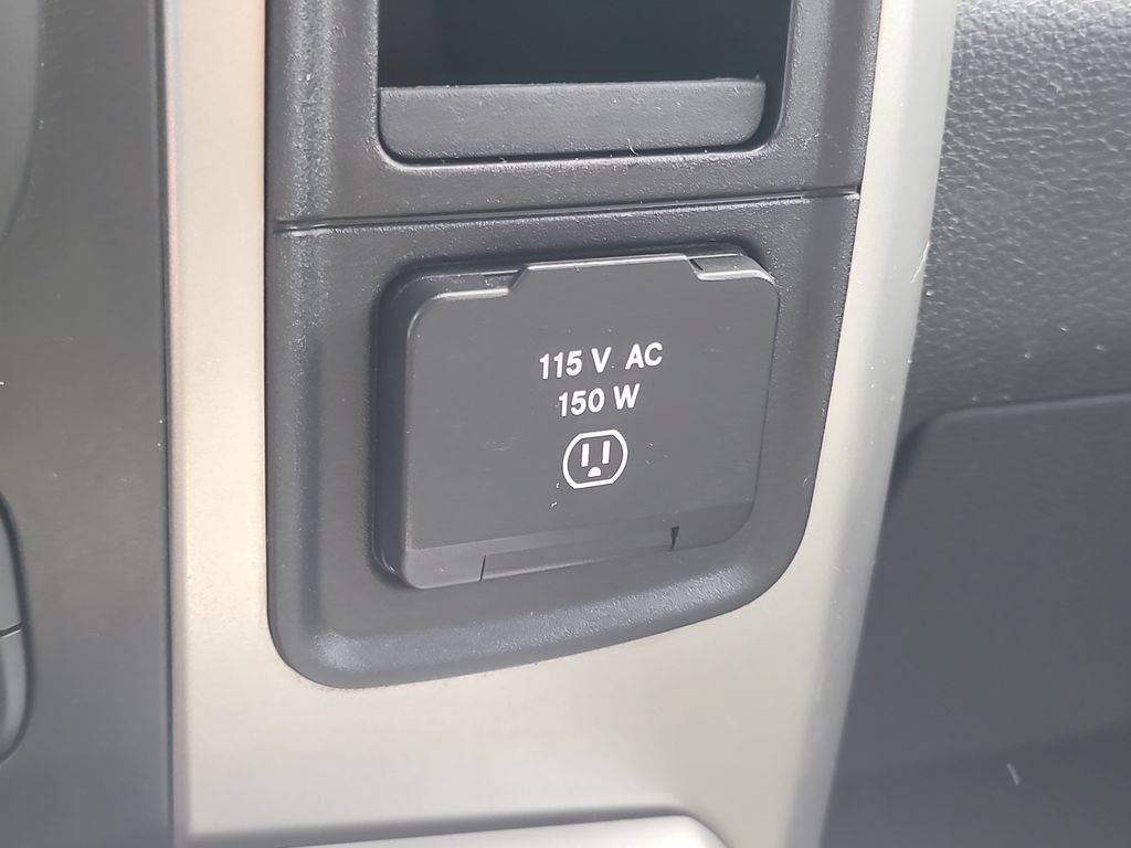 Used 2017 RAM 1500 Big Horn AWD/4WD image 25
