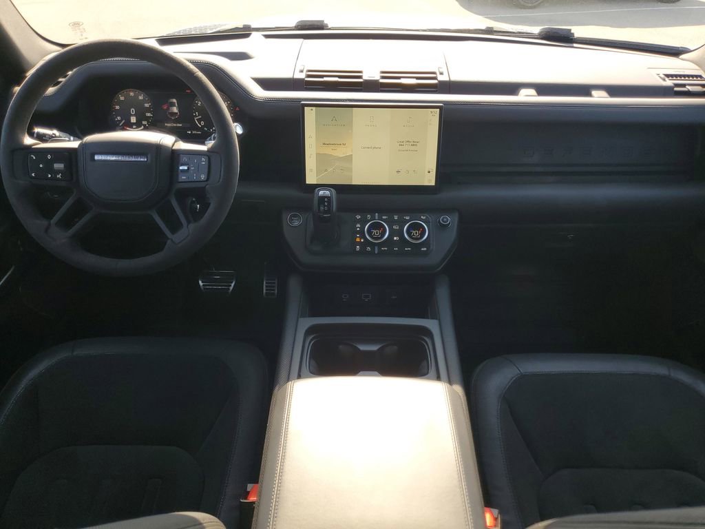 Certified 2023 Land Rover Defender 110 Carpathian Edition AWD/4WD image 31