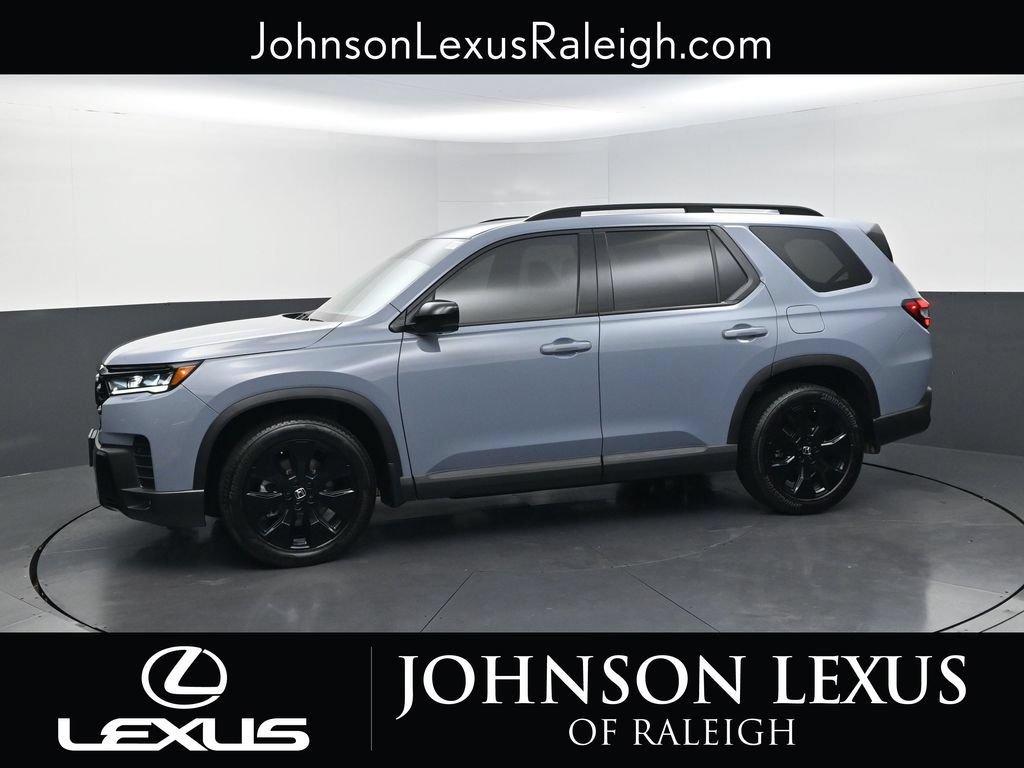 Used 2026 Honda Pilot Black Edition image 2