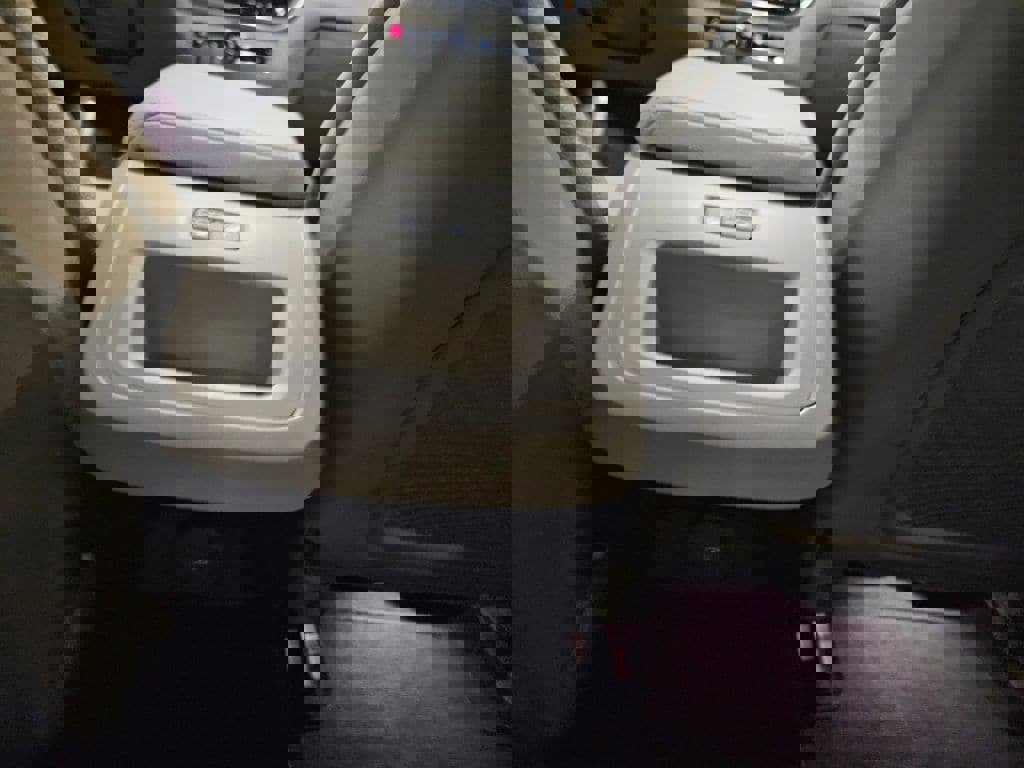 Certified 2024 Volvo V60 B5 Cross Country Plus image 16