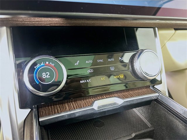 Certified 2023 Land Rover Range Rover SE image 18