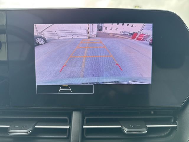 Used 2024 Chevrolet Trax RS w/ Driver Confidence Package image 17