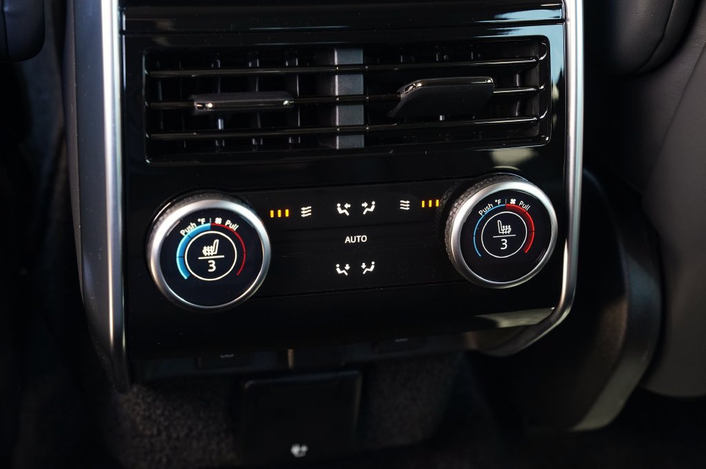 New 2026 Land Rover Range Rover SE AWD/4WD image 35