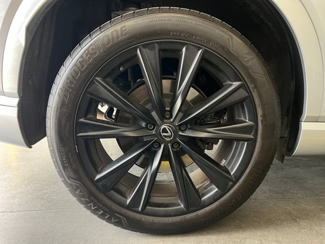 Used 2023 Lexus RX 500h F Sport w/ Accessory Package (Z1) AWD/4WD image 11