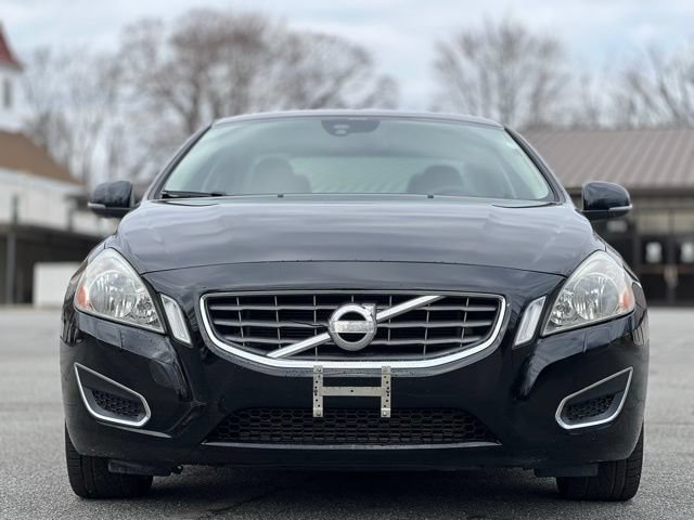 Used 2013 Volvo S60 T5 FWD image 2