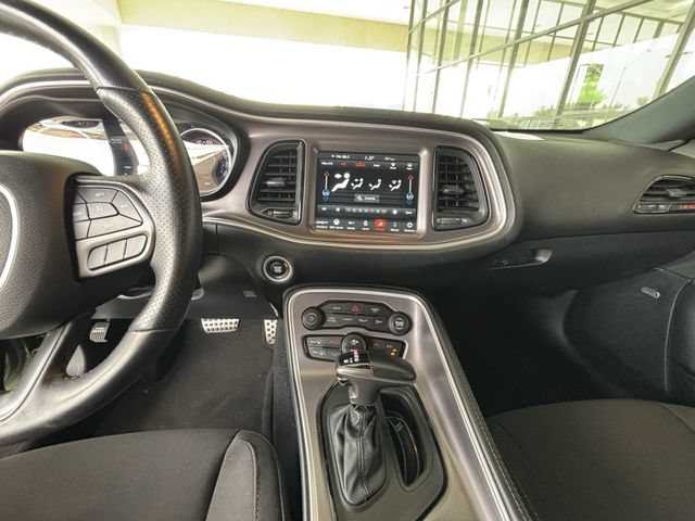 Used 2022 Dodge Challenger R/T Scat Pack RWD image 12