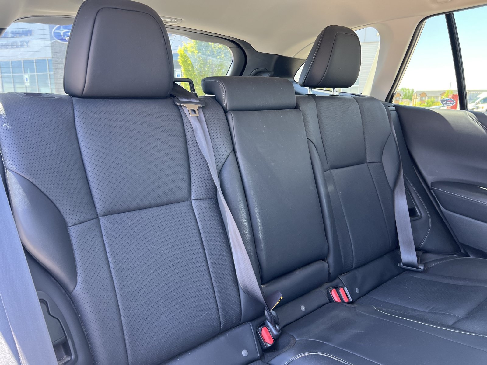 Used 2023 Subaru Outback Limited AWD/4WD image 17