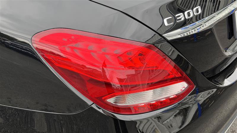 Used 2015 Mercedes-Benz C 300 Sedan image 13