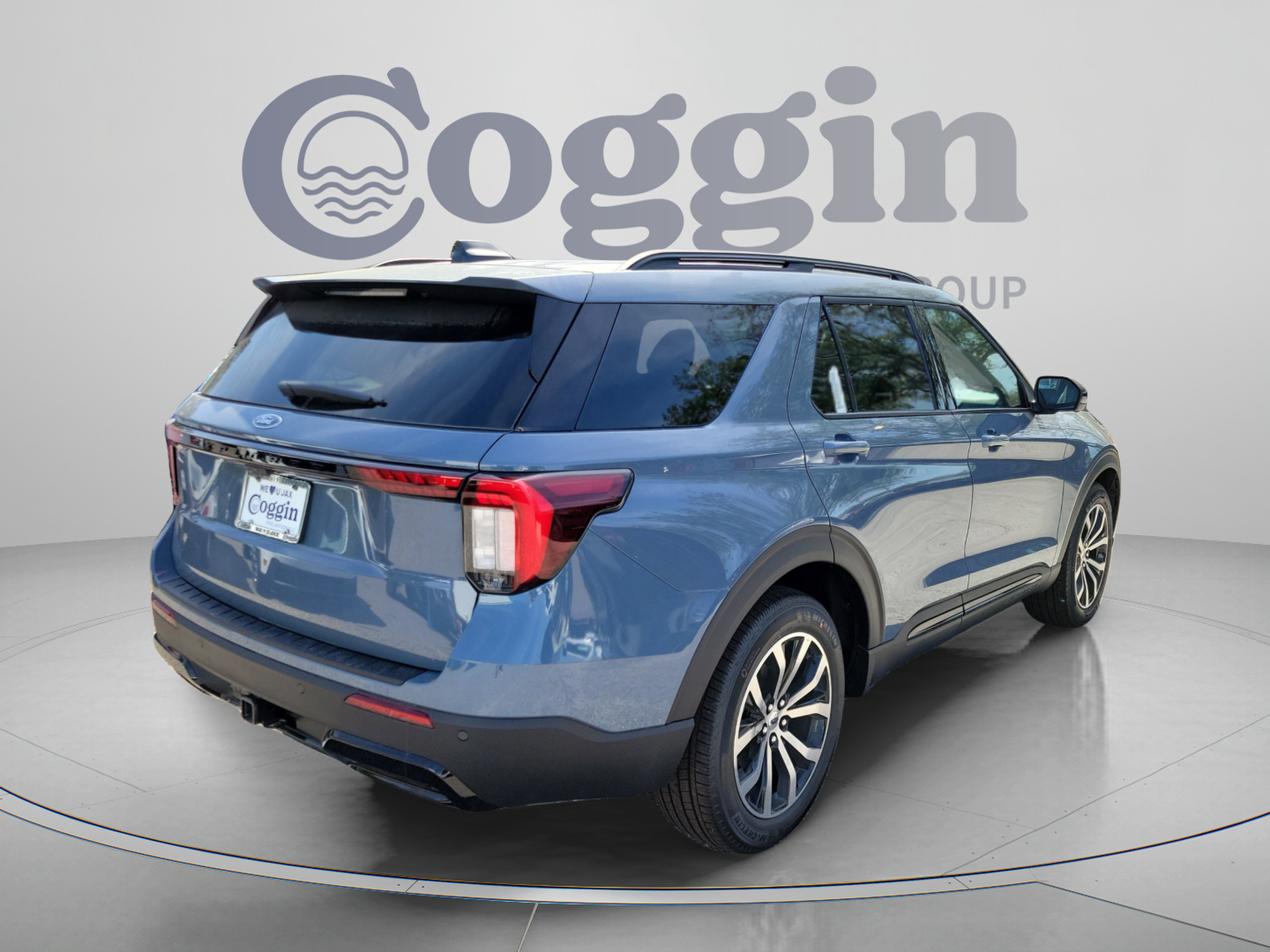 New 2026 Ford Explorer ST-Line RWD image 3