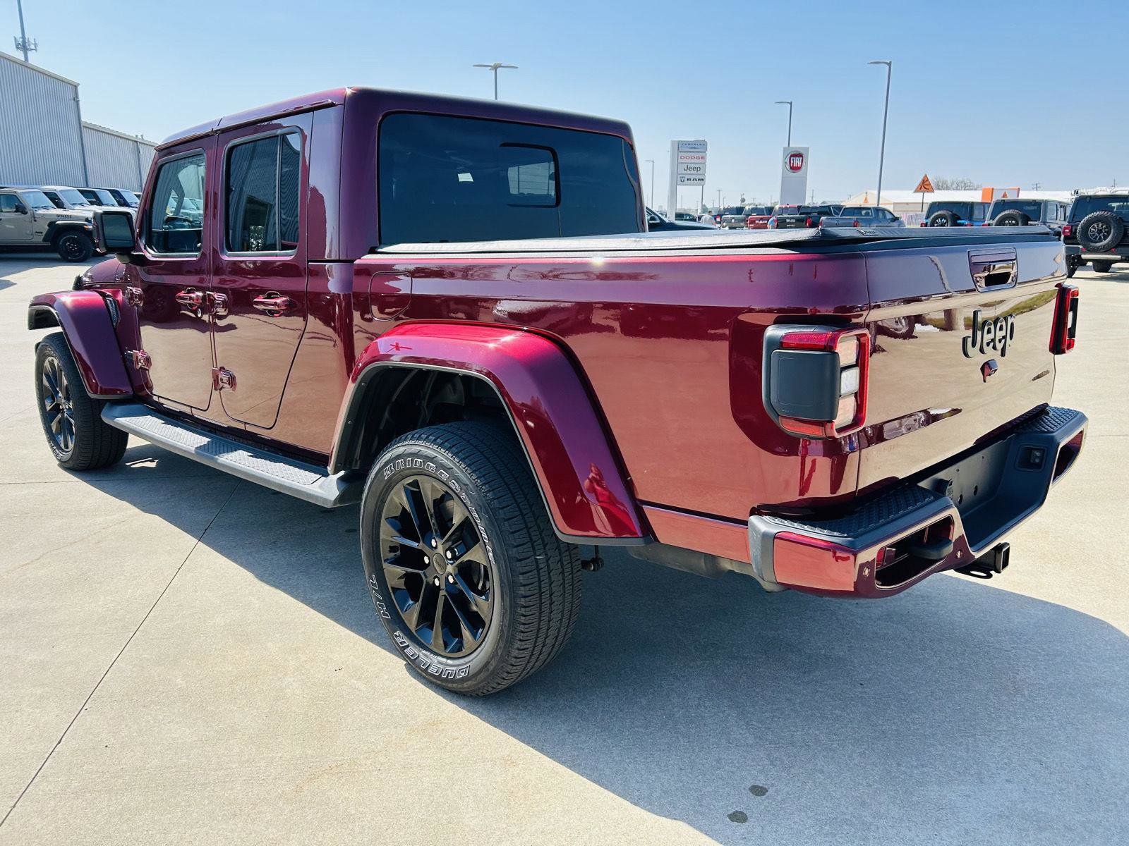 Used 2021 Jeep Gladiator Overland image 34