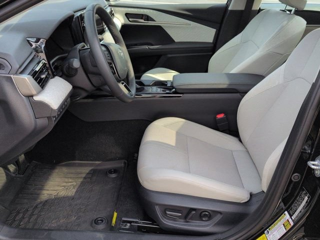 Certified 2026 Toyota Camry XLE AWD/4WD image 8