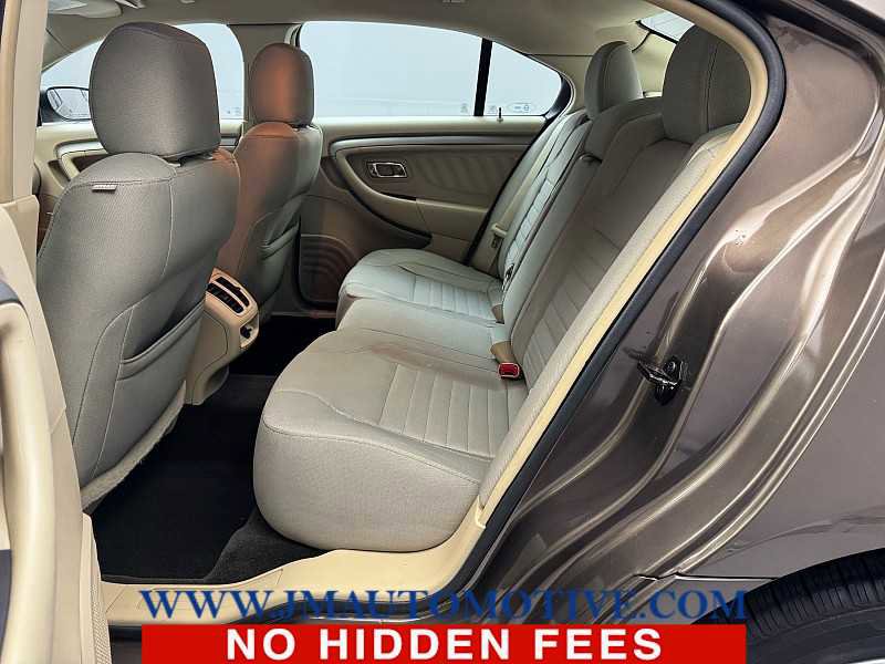 Used 2015 Ford Taurus SE image 14