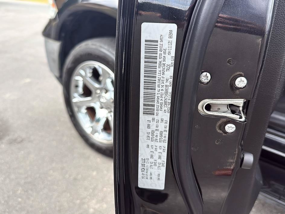 Used 2017 RAM 1500 Laramie w/ Convenience Group AWD/4WD image 20