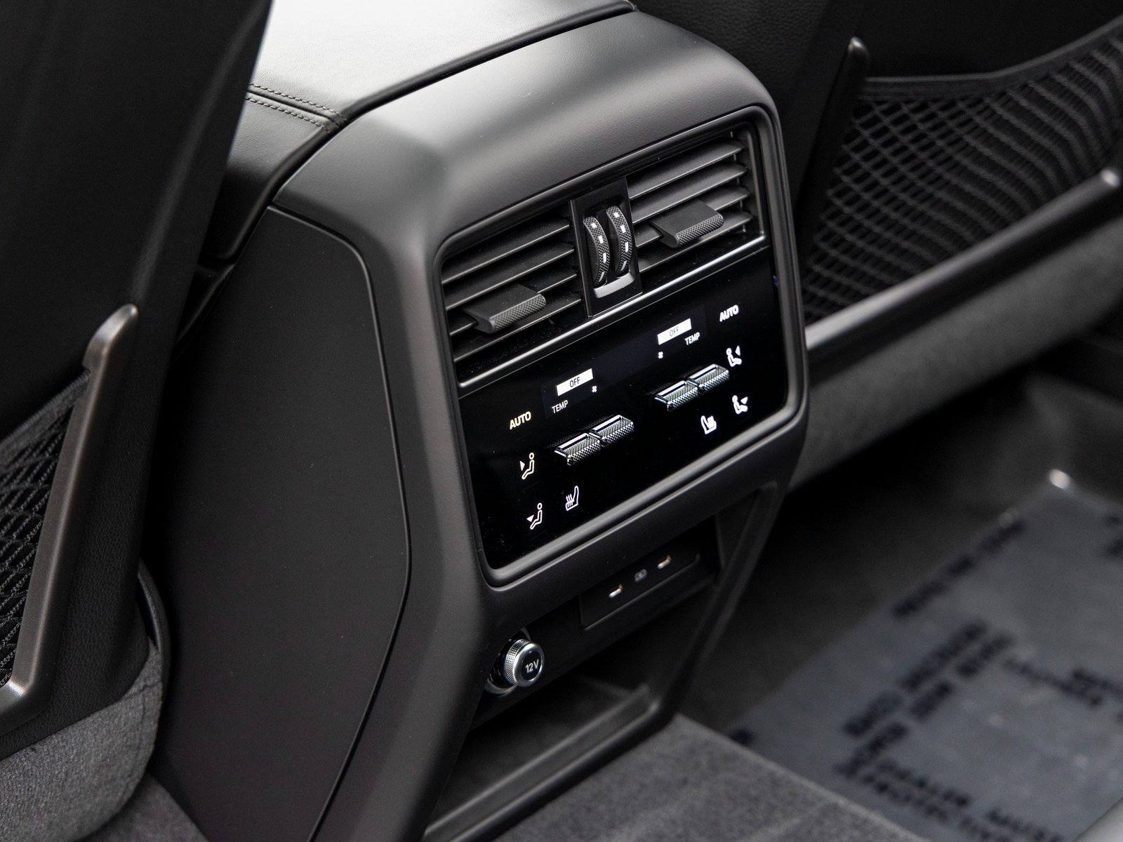 New 2025 Porsche Cayenne S image 43