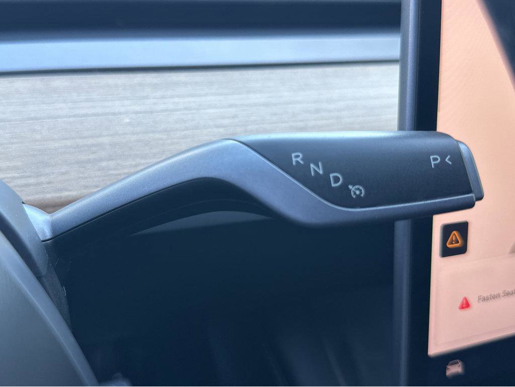 Used 2023 Tesla Model Y Performance image 27