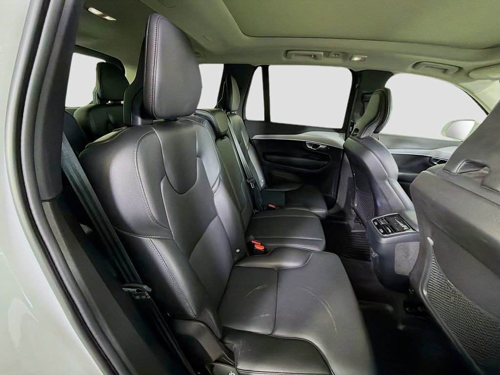 Used 2024 Volvo XC90 B5 Core w/ Protection Package Premier image 31
