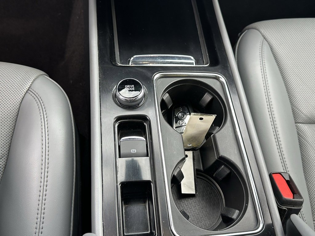 Used 2021 Lincoln Corsair AWD w/ Premium Package image 29