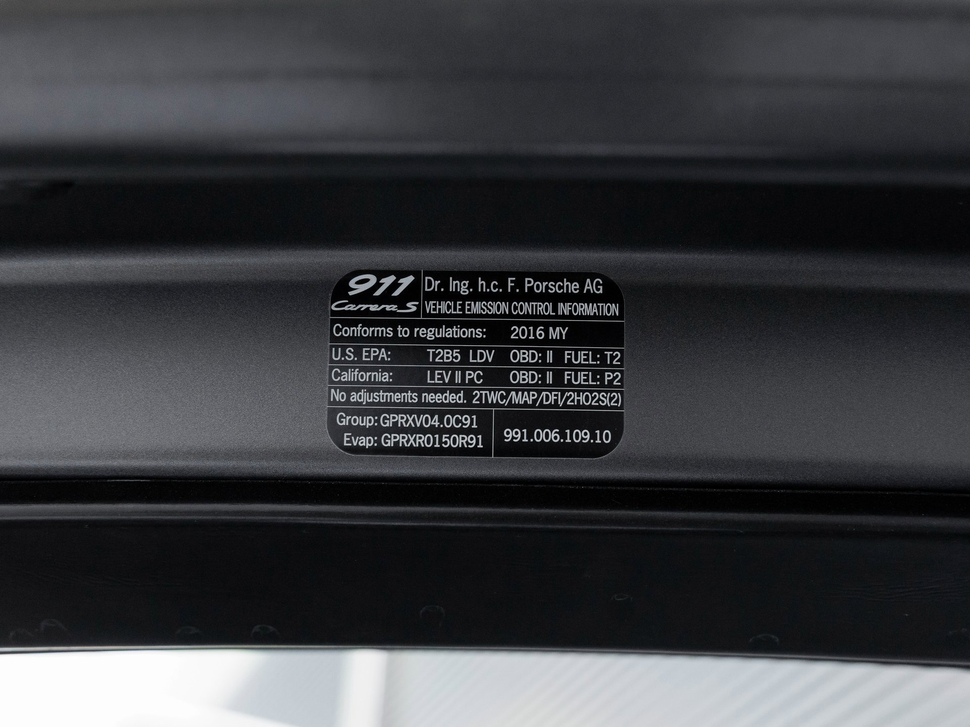 Used 2016 Porsche 911 Carrera S image 39