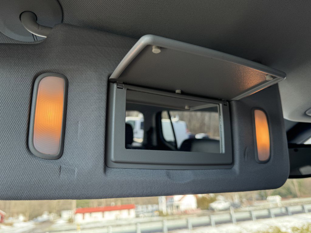 Used 2023 GMC Acadia SLT image 27