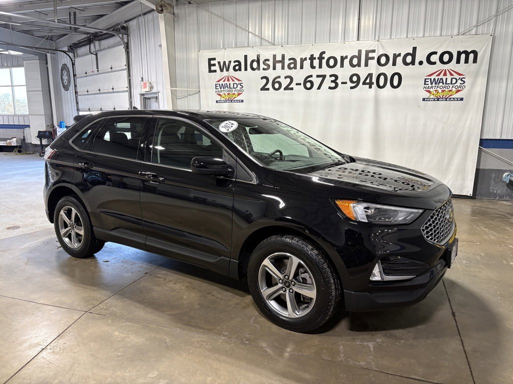 Used 2024 Ford Edge SEL w/ Convenience Package image 2