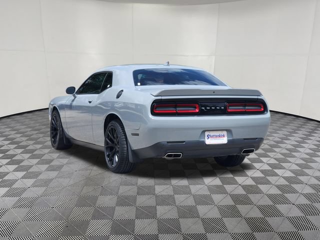 Used 2020 Dodge Challenger SXT w/ Plus Package RWD image 7