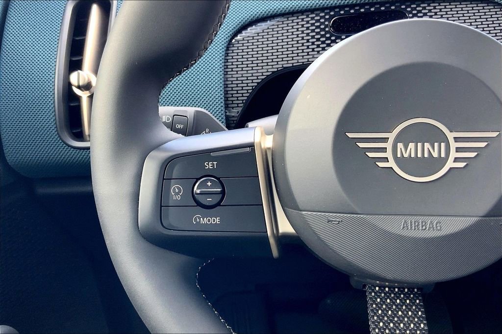 Certified 2025 MINI Cooper Countryman S w/ Comfort Package Max image 20