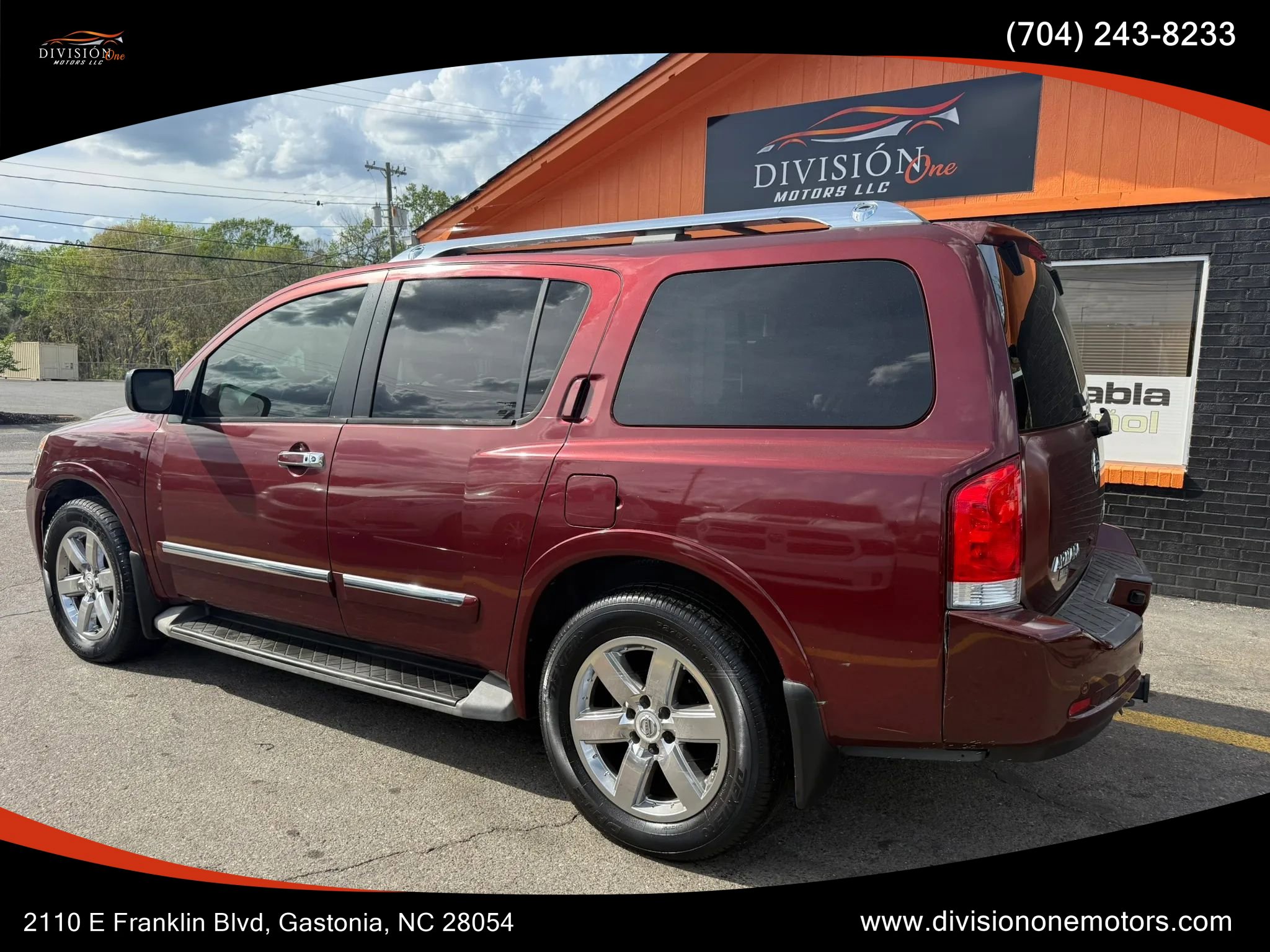 Used 2011 Nissan Armada Platinum w/ 2nd Row Captain Seat Pkg RWD image 6