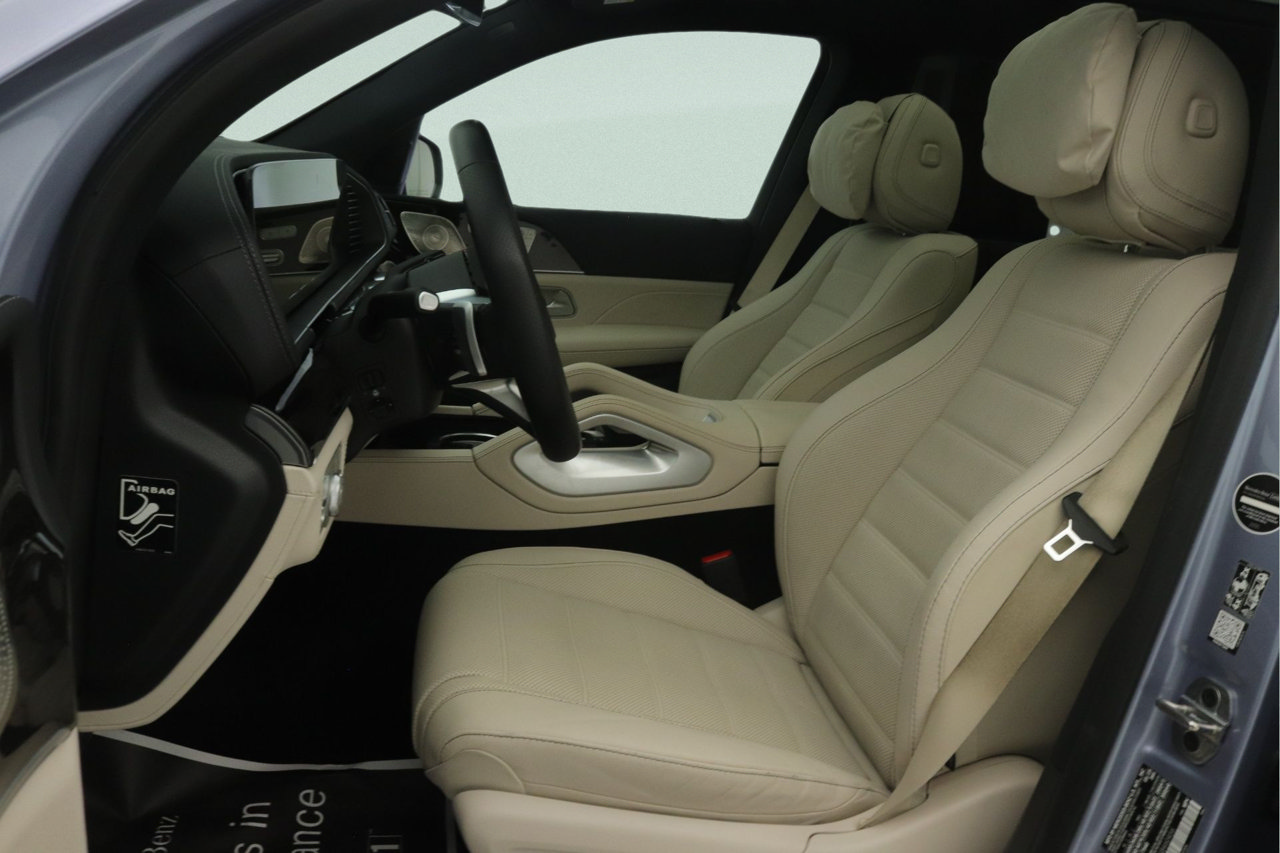Certified 2025 Mercedes-Benz GLS 580 4MATIC image 30