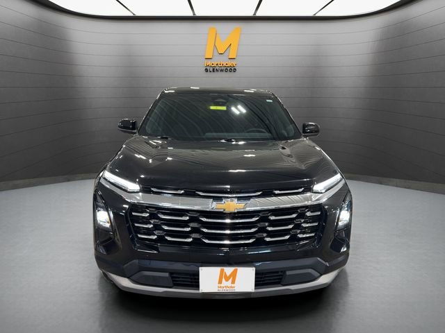 Used 2025 Chevrolet Equinox LT image 3