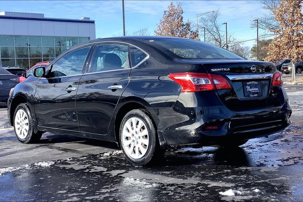 Used 2017 Nissan Sentra S image 13