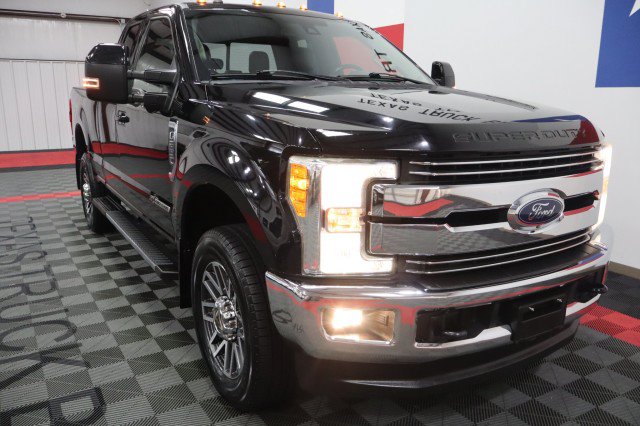 Used 2017 Ford F250 Lariat w/ Tow Technology Bundle AWD/4WD image 24