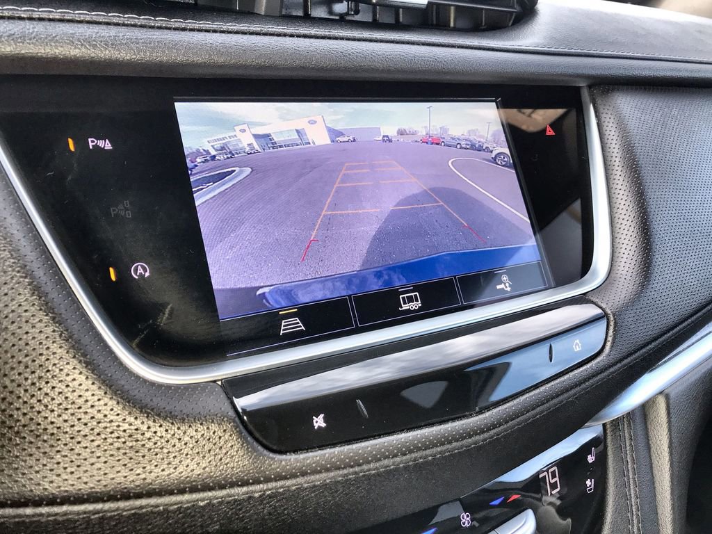 Used 2024 Cadillac XT5 Sportv w/ LPO, Floor Liner Package image 17