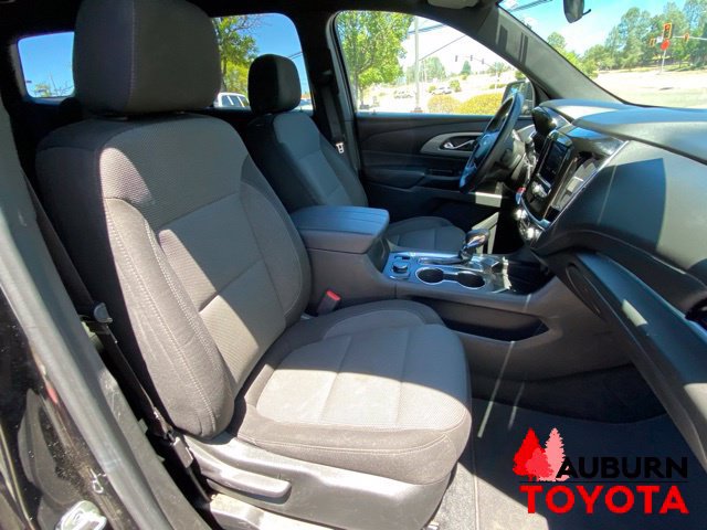 Used 2023 Chevrolet Traverse LT FWD image 22
