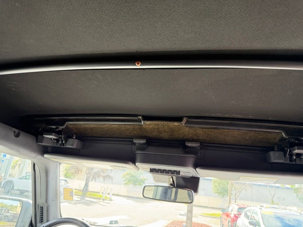 Used 2022 Ford Bronco Wildtrak image 21