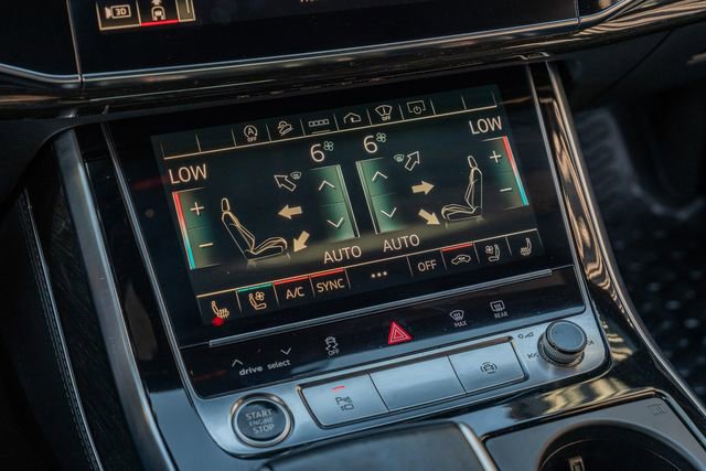 Used 2021 Audi Q8 Prestige w/ Prestige Package image 27