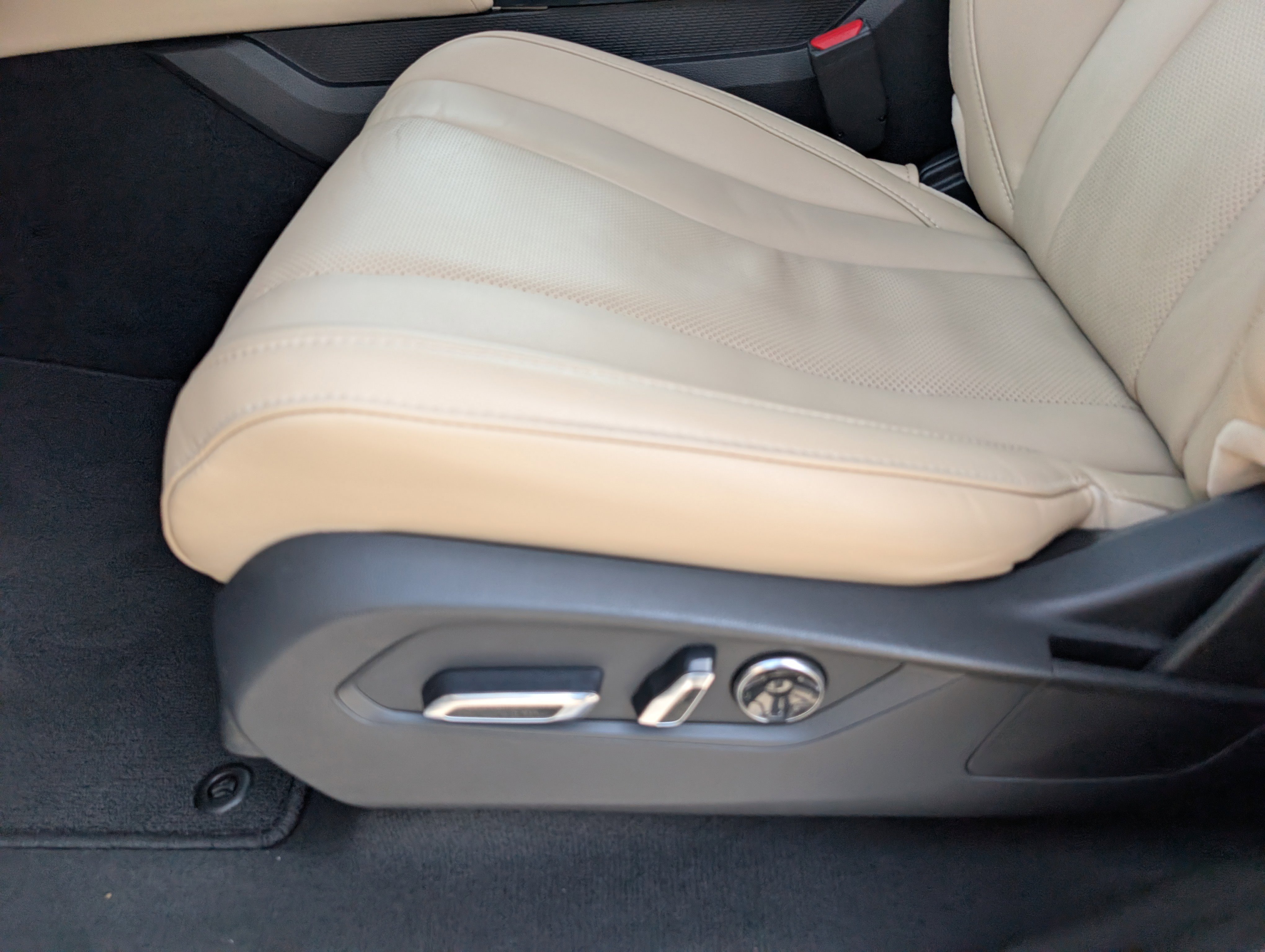 Certified 2023 Acura MDX FWD w/ Technology Package image 10