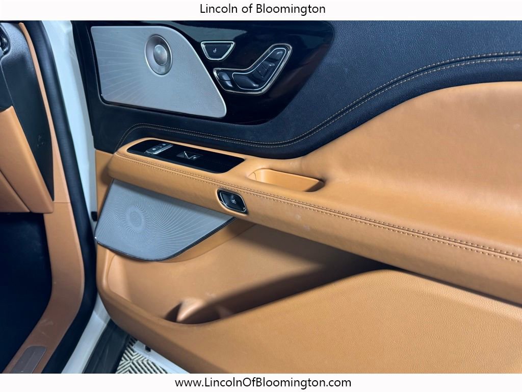Certified 2023 Lincoln Aviator Black Label AWD/4WD image 17