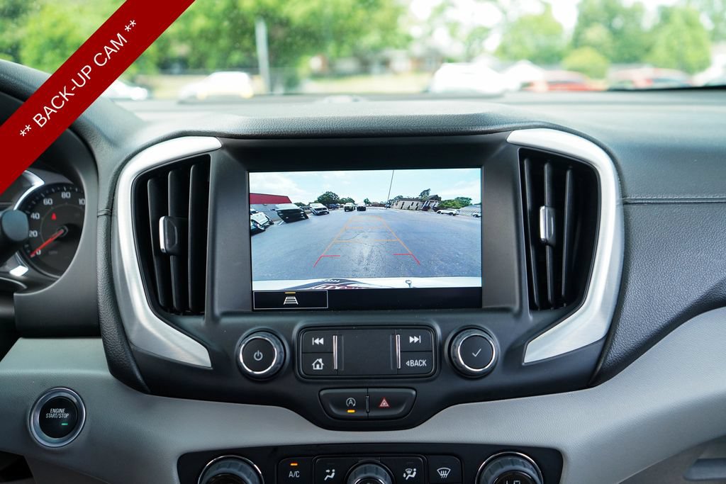 Used 2024 GMC Terrain SLT FWD image 10