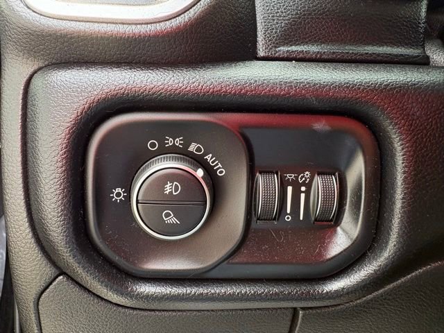 Used 2019 RAM 1500 Big Horn image 25