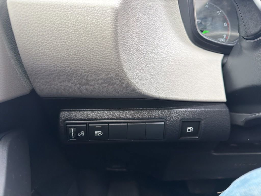 Certified 2024 Toyota Corolla LE FWD image 22