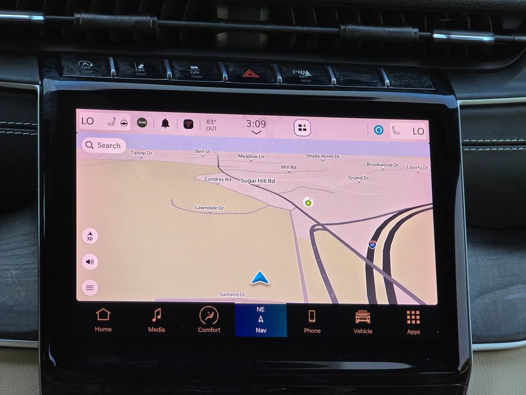 Used 2023 Jeep Grand Cherokee L Limited AWD/4WD image 8