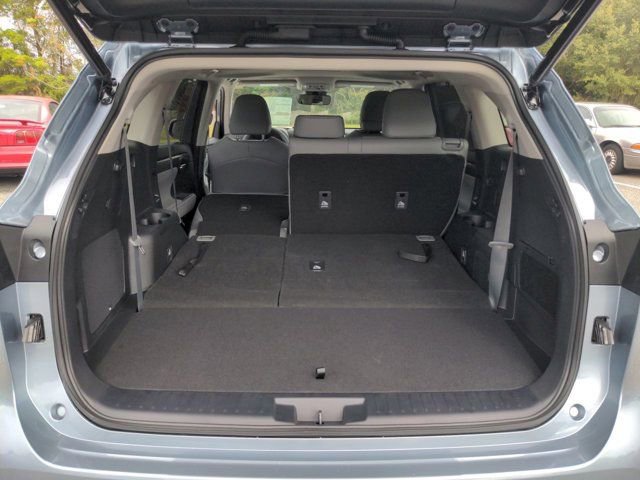 Used 2022 Toyota Highlander Limited image 13