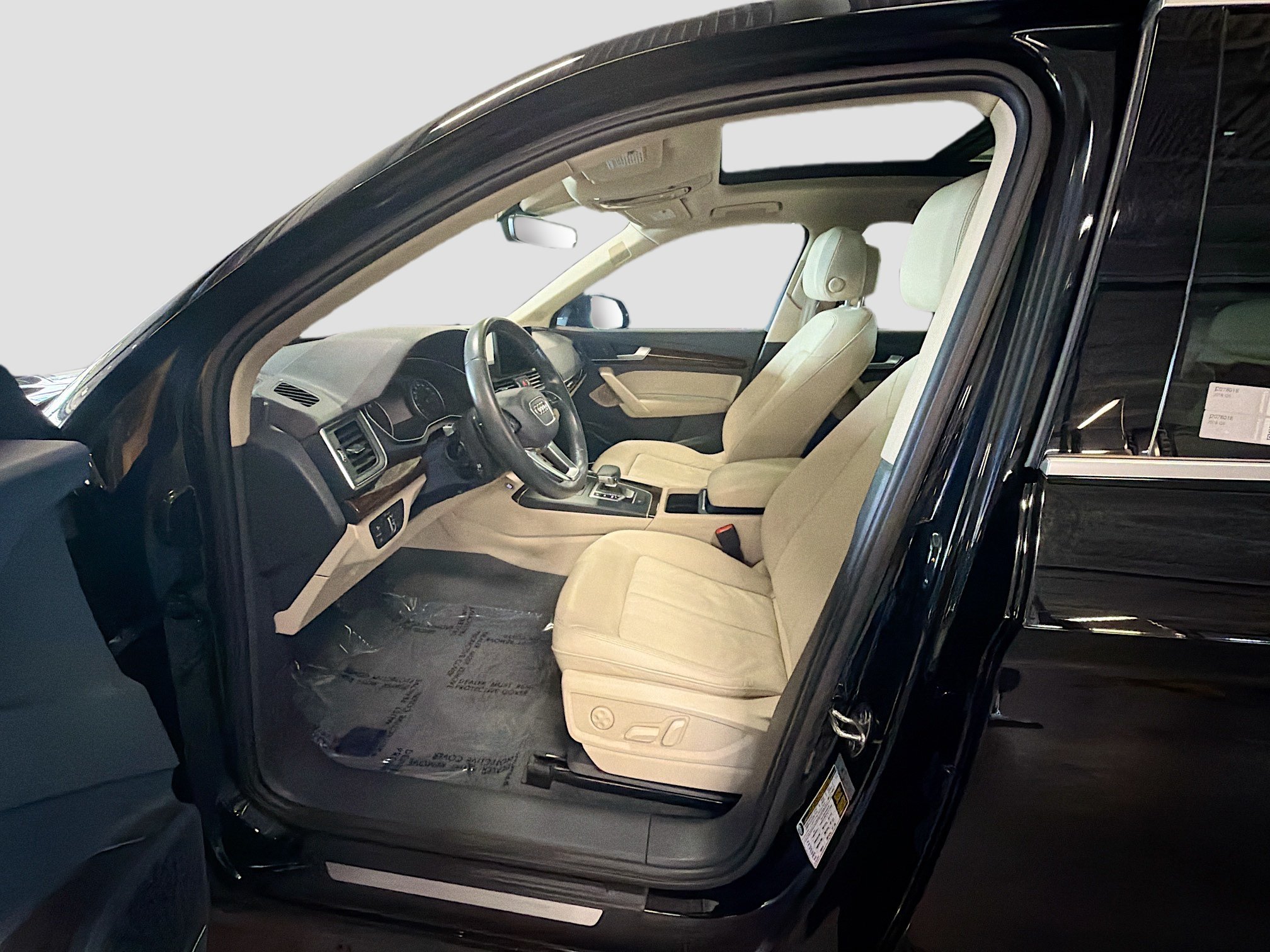 Used 2018 Audi Q5 2.0T Premium Plus w/ Premium Plus Package AWD/4WD image 13