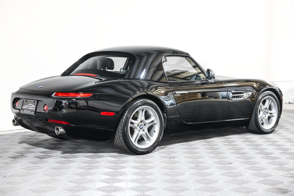Used 2002 BMW Z8 RWD image 8