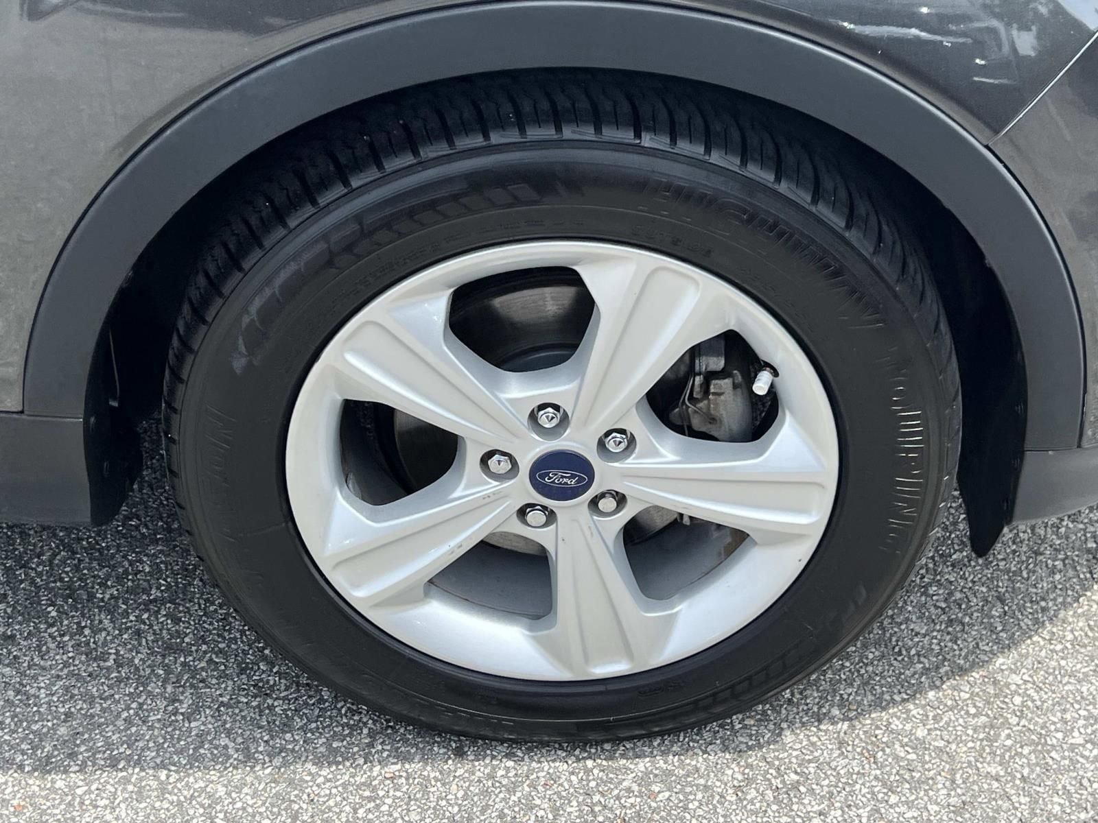 Used 2015 Ford Escape SE FWD image 12
