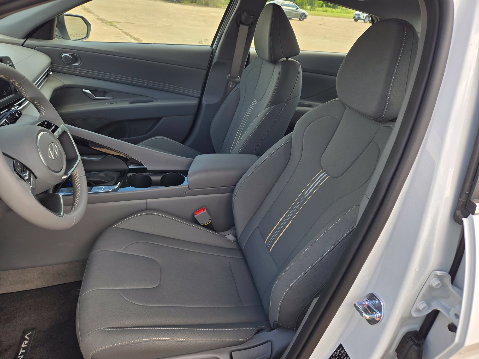 New 2026 Hyundai Elantra SEL Sport Premium FWD image 16